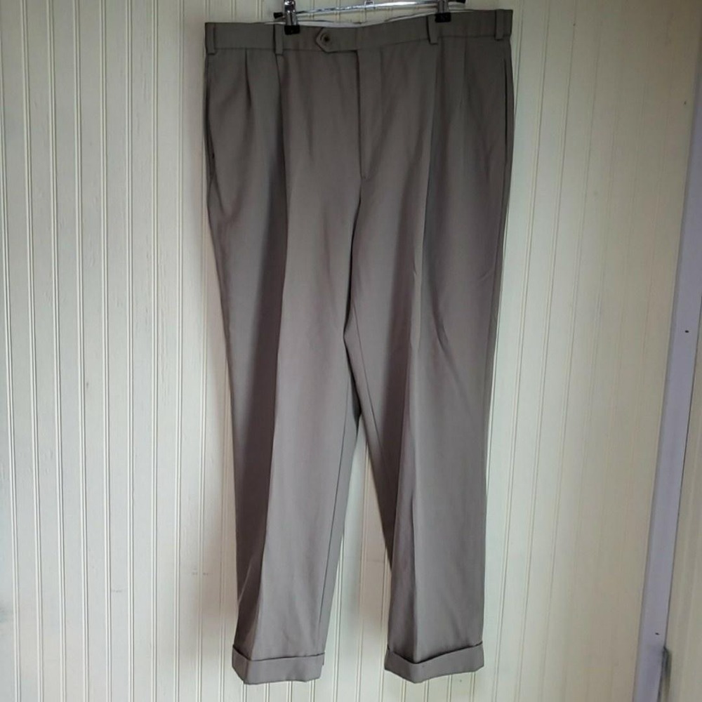 Brooks Brothers Dress Pants Mens 38x30 Beige Pleated Cuffed Wool Classic Fit